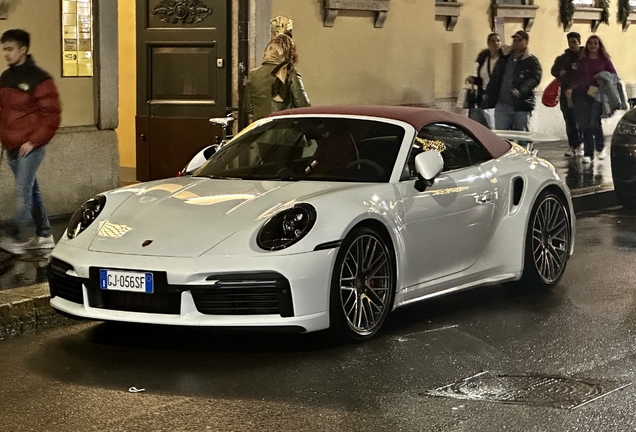 Porsche 992 Turbo Cabriolet