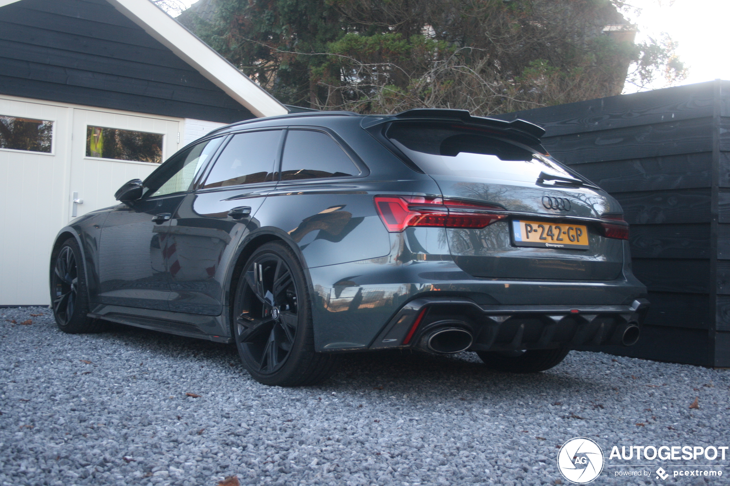 Audi RS6 Avant C8 Urban