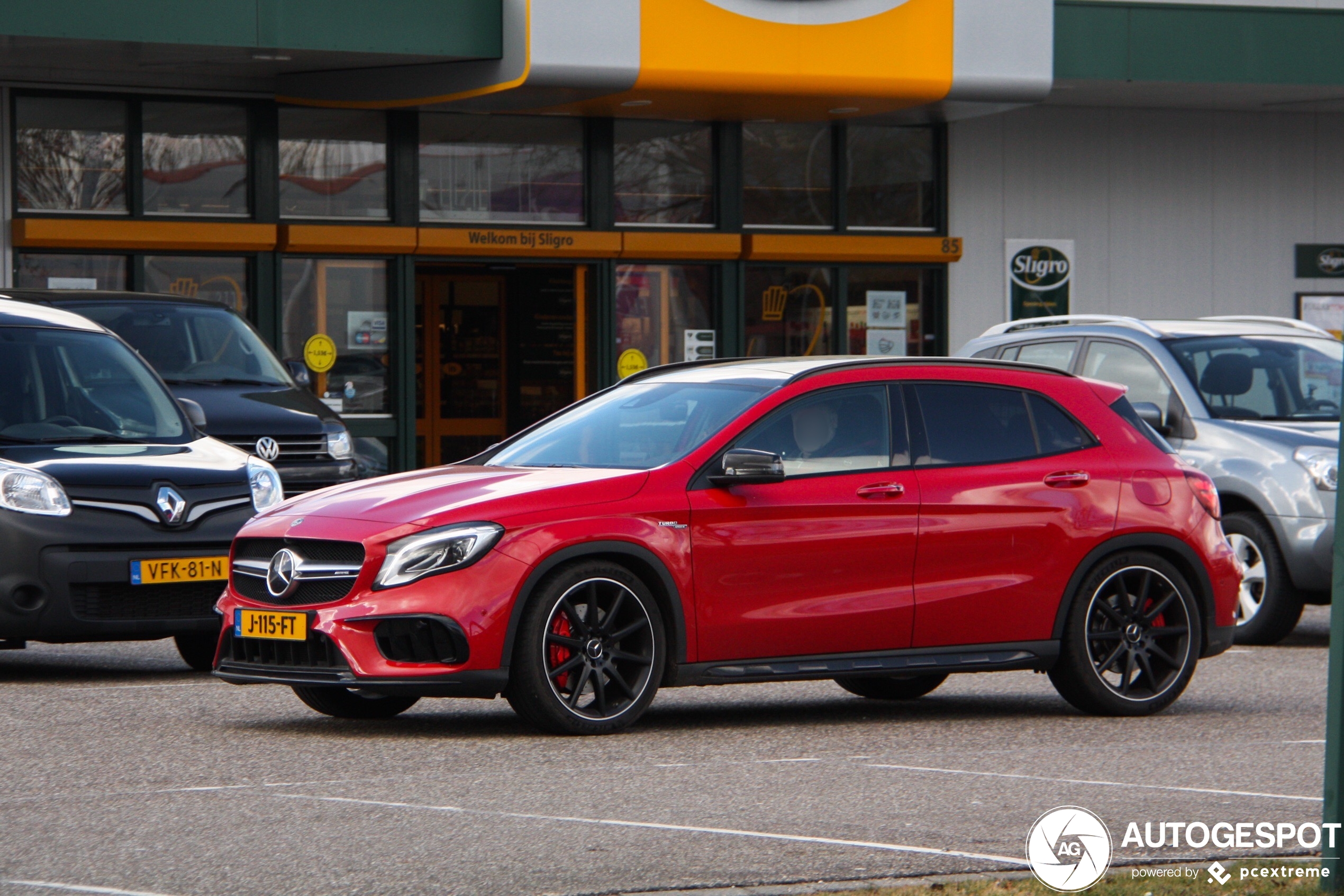 Mercedes-AMG GLA 45 X156 2017