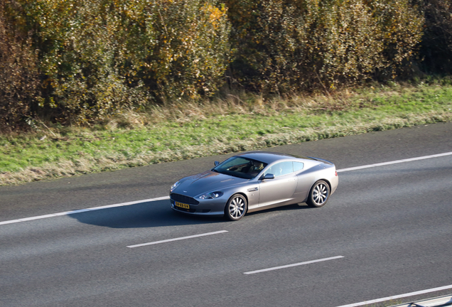 Aston Martin DB9