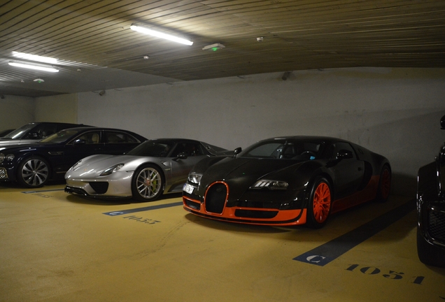 Bugatti Veyron 16.4 Super Sport L'Edition Spéciale Record du Monde