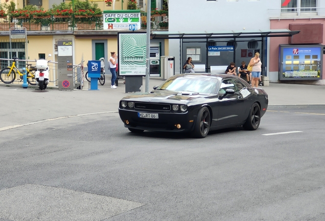 Dodge Challenger SRT-8