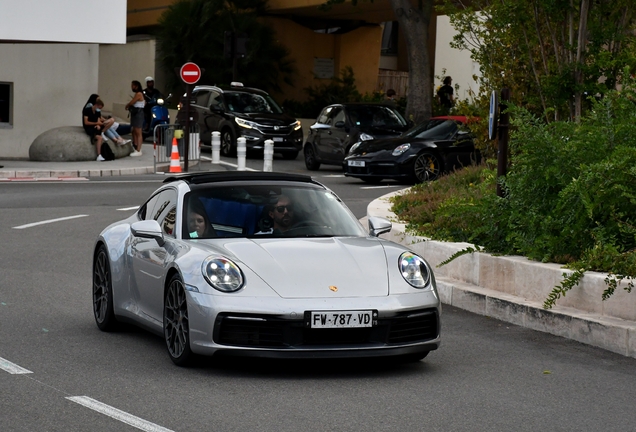 Porsche 992 Carrera 4S