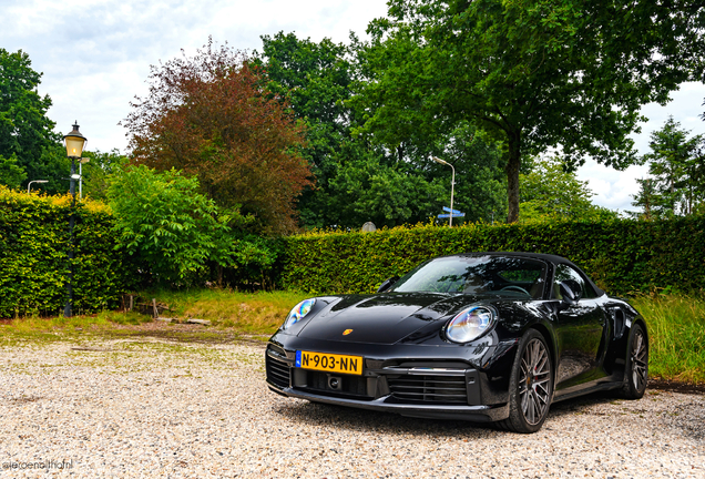 Porsche 992 Turbo Cabriolet