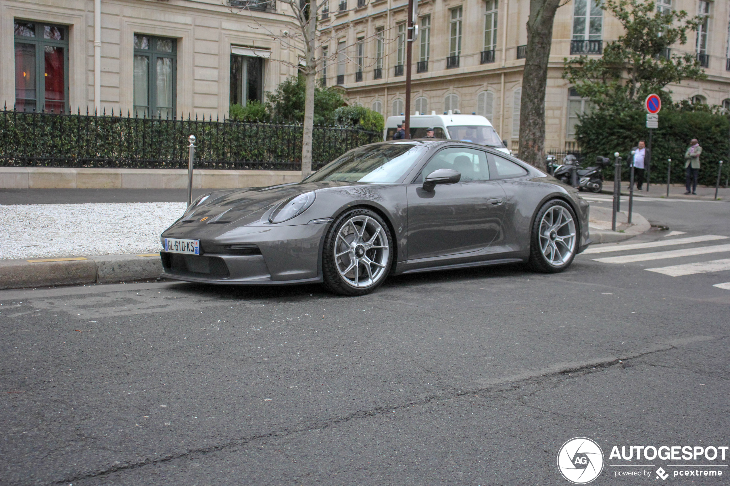 Porsche 992 GT3 Touring