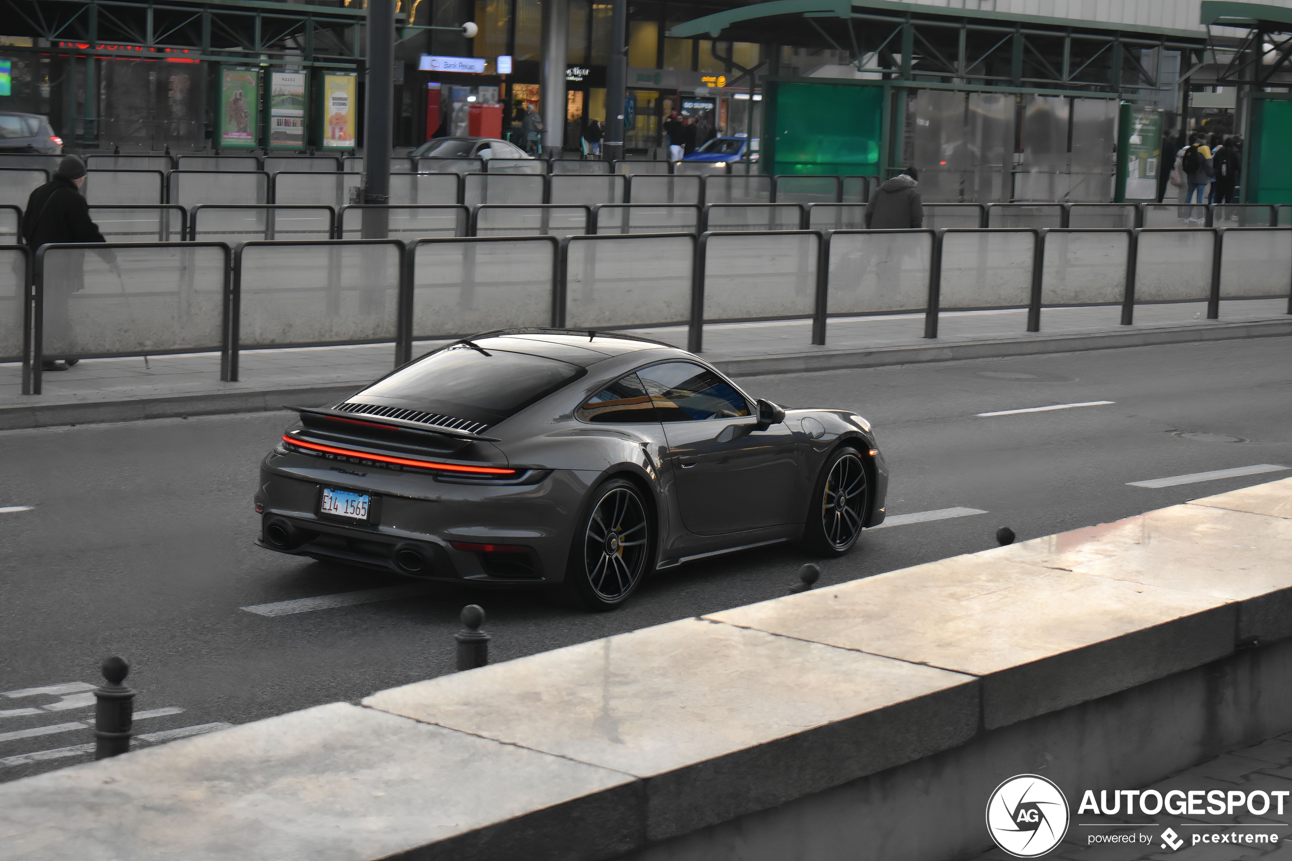  Porsche 992 Turbo S - 05 January 2023 - Autogespot Motiv 
