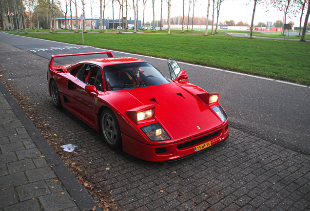 Ferrari F40