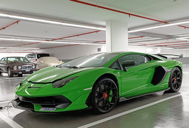 Lamborghini Aventador LP770-4 SVJ