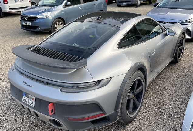 Porsche 992 Dakar