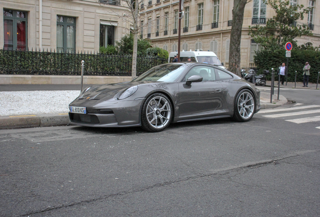 Porsche 992 GT3 Touring