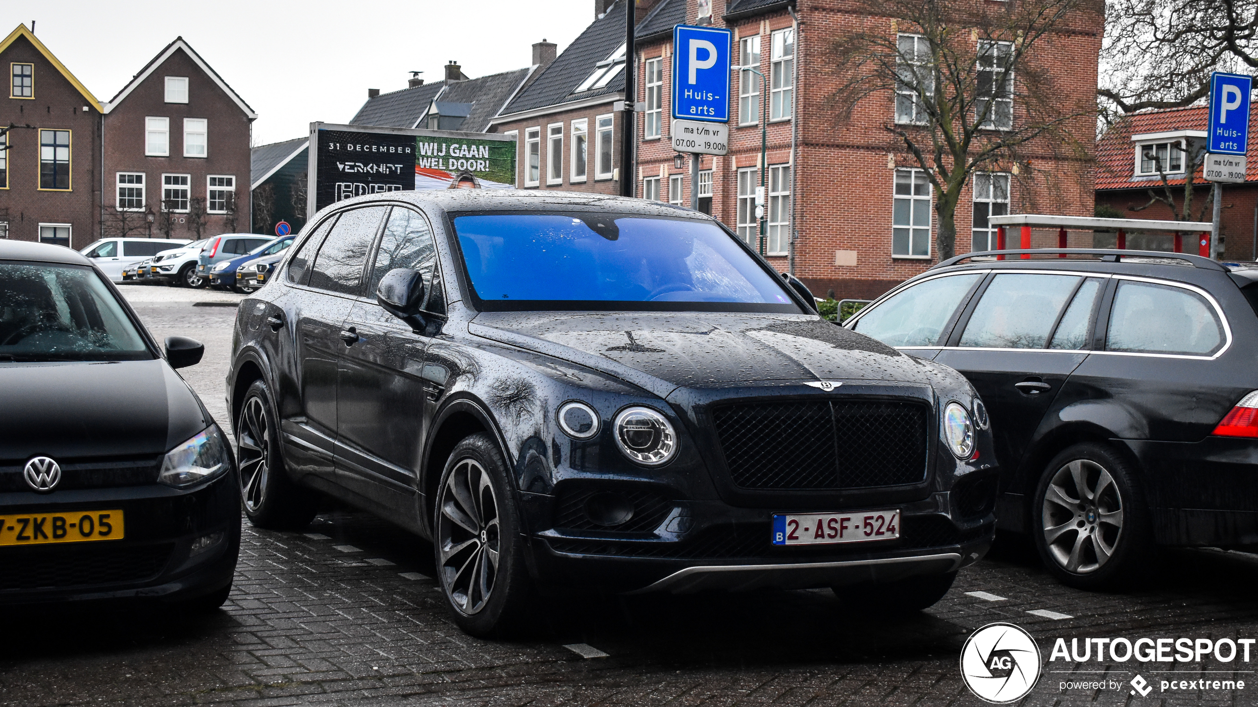 Bentley Bentayga V8