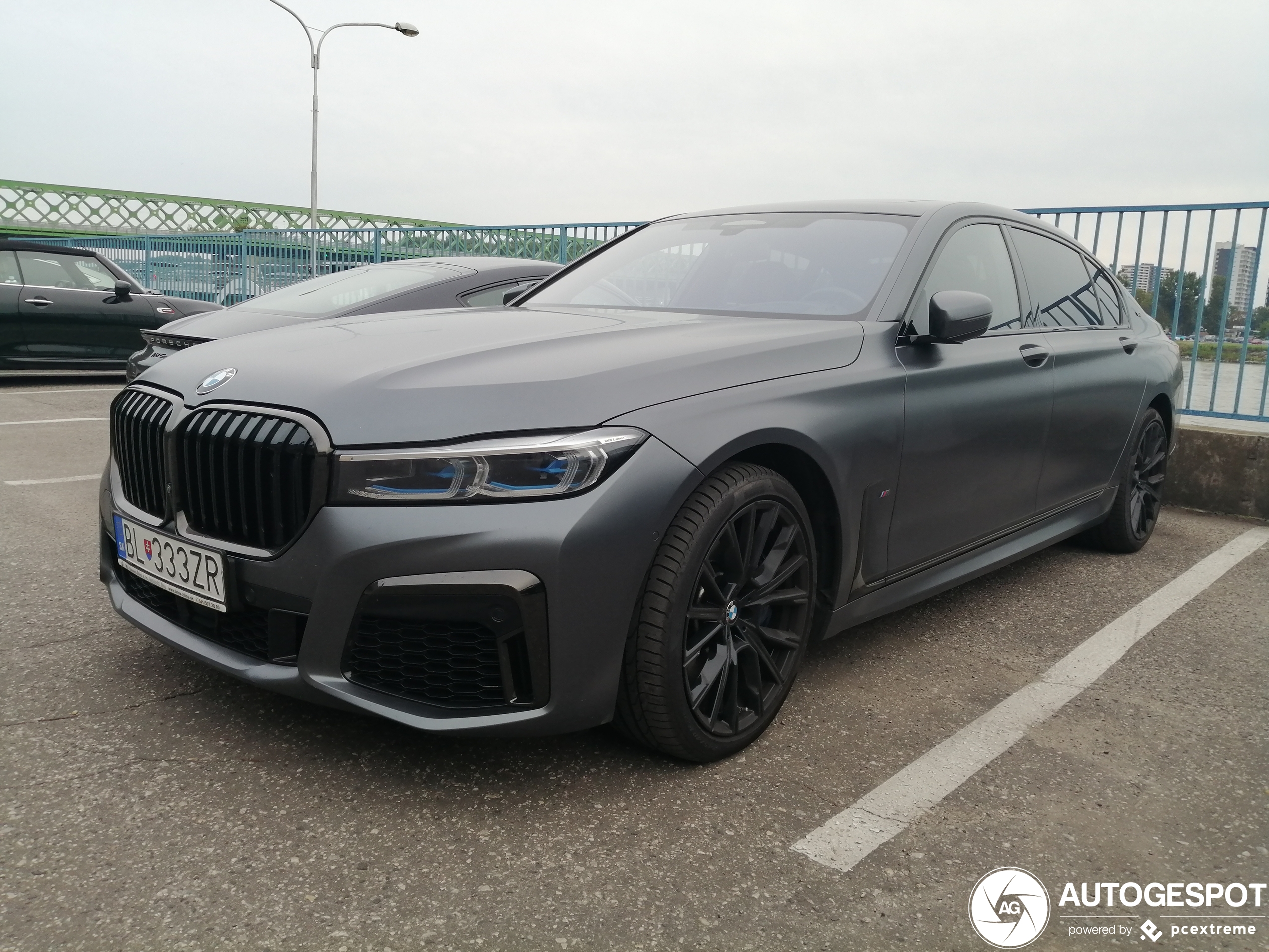 BMW M760Li xDrive 2019