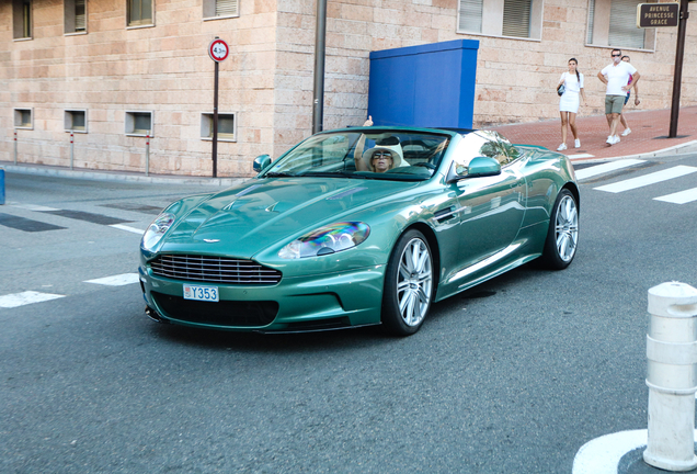 Aston Martin DBS Volante