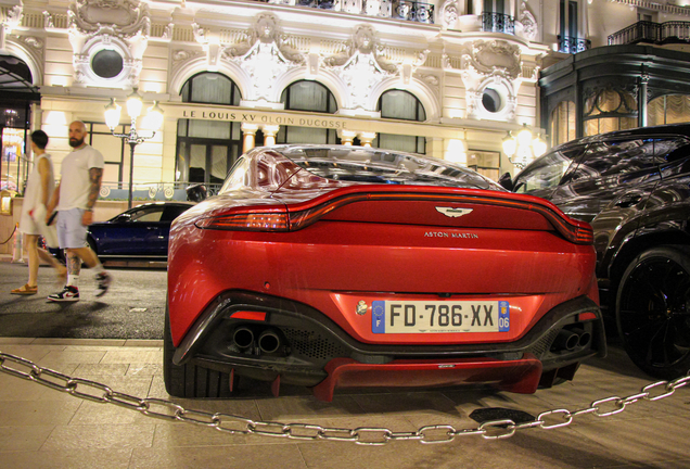 Aston Martin V8 Vantage 2018