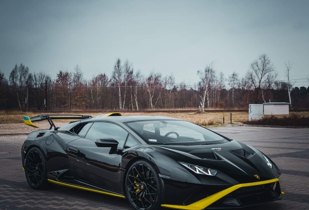 Lamborghini Huracán LP640-2 STO