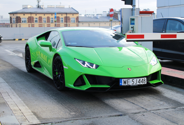 Lamborghini Huracán LP640-4 EVO