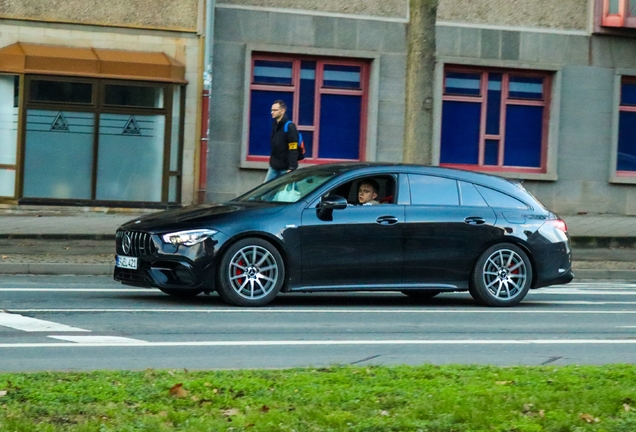 Mercedes-AMG CLA 45 S Shooting Brake X118