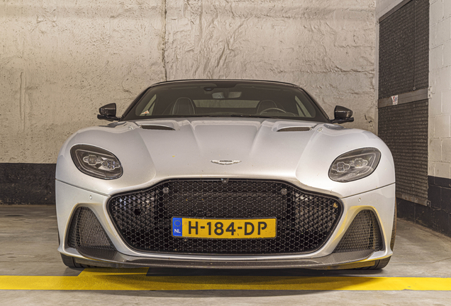 Aston Martin DBS Superleggera Volante