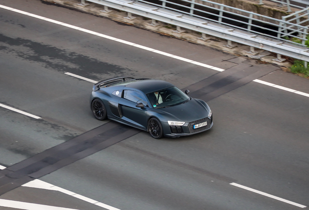 Audi R8 V10 Plus 2015