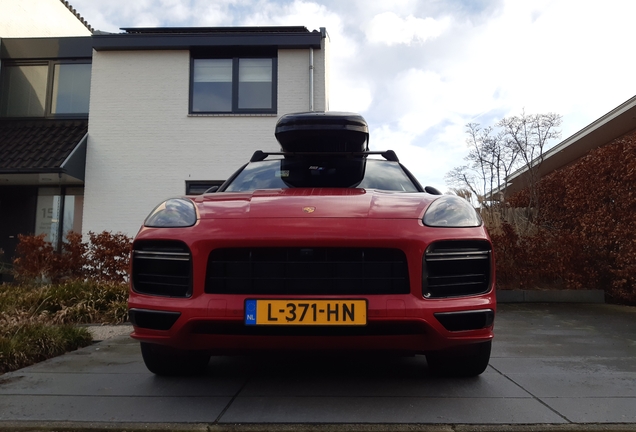 Porsche Cayenne Coupé Turbo S E-Hybrid