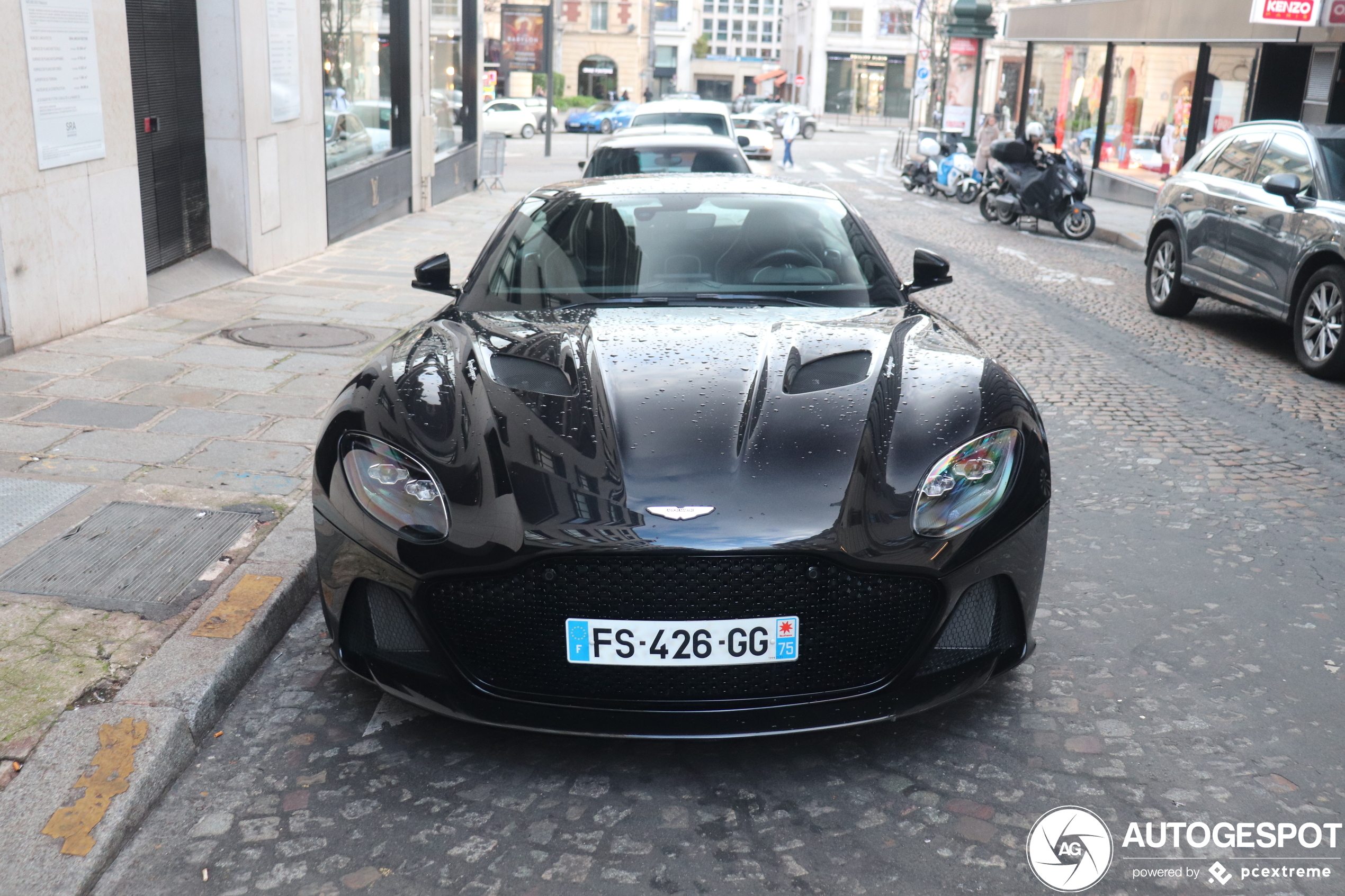 Aston Martin DBS Superleggera