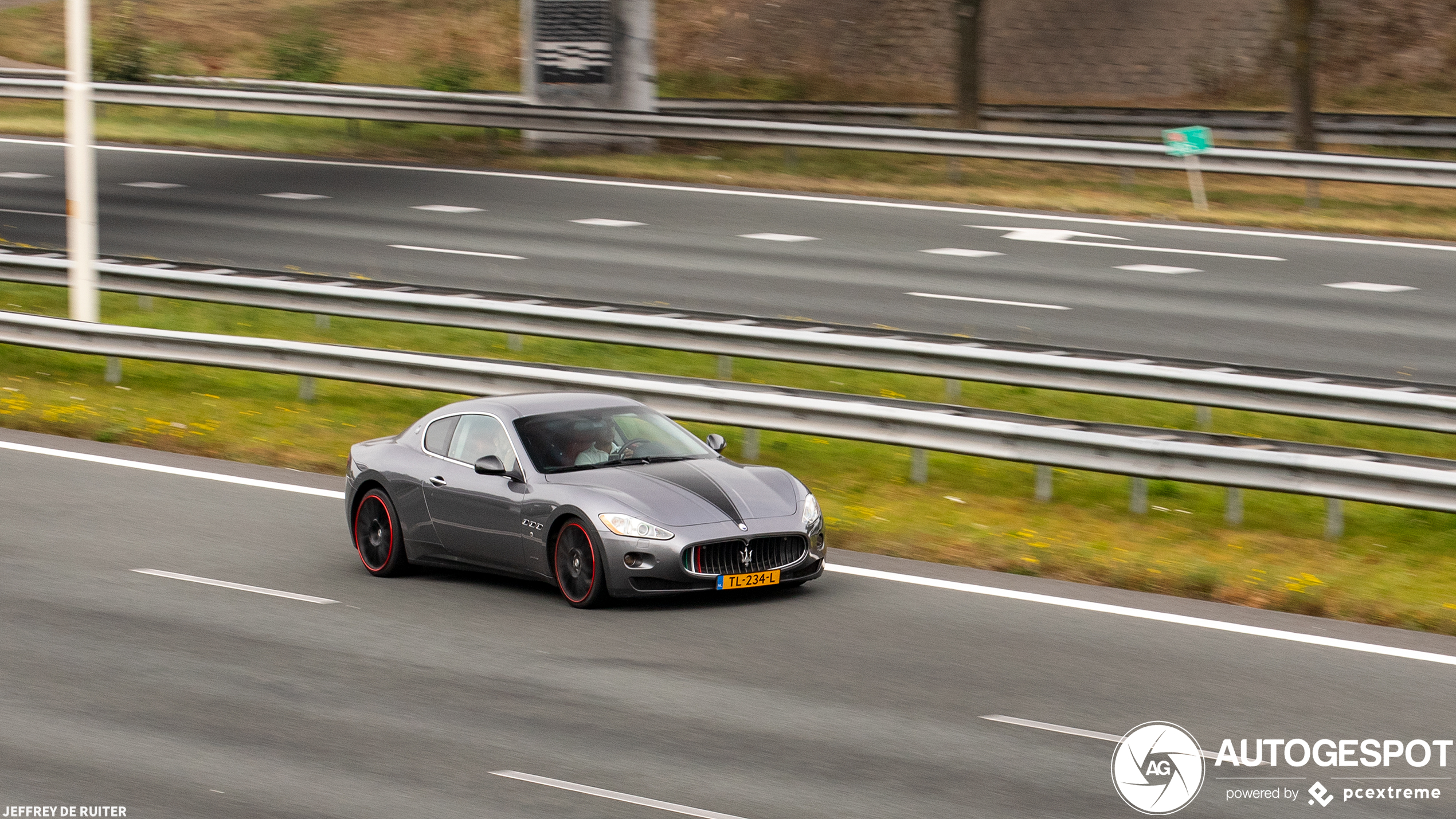 Maserati GranTurismo S Automatic