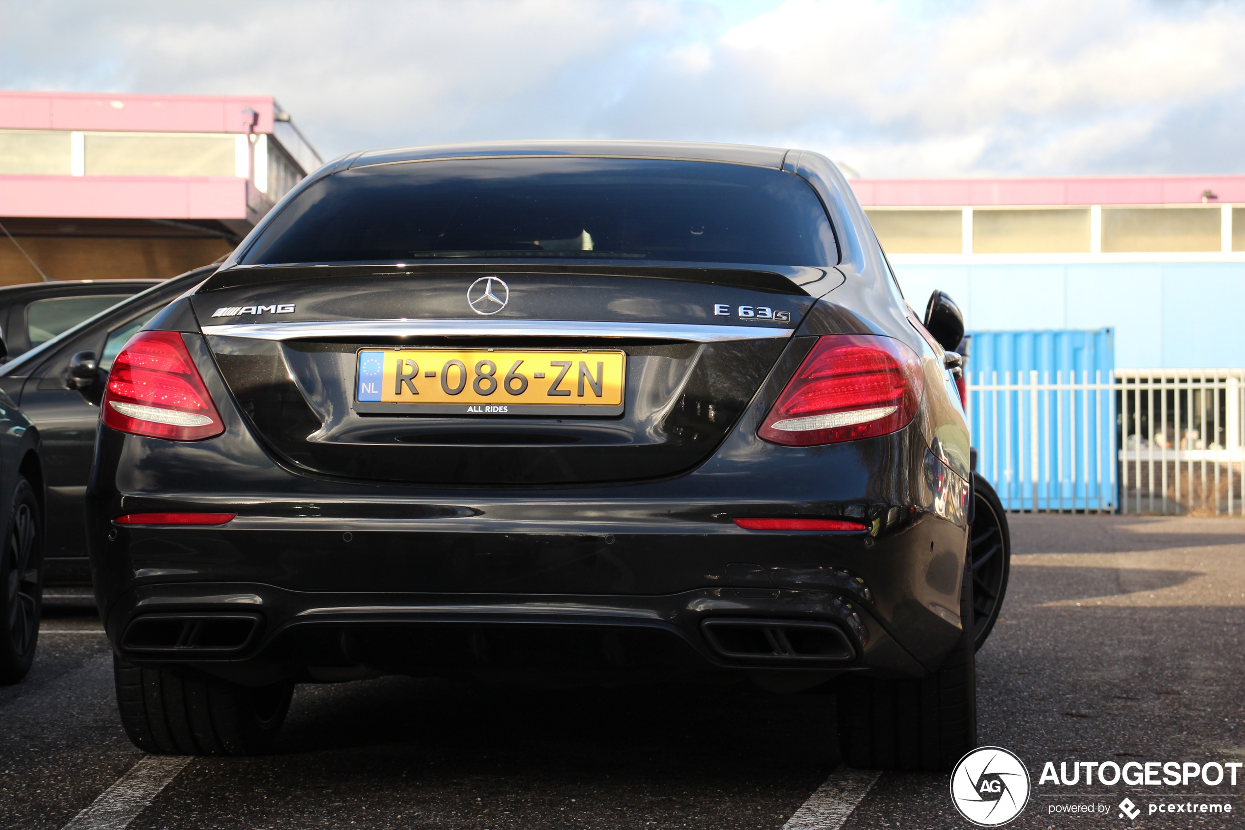 Mercedes-AMG E 63 S W213