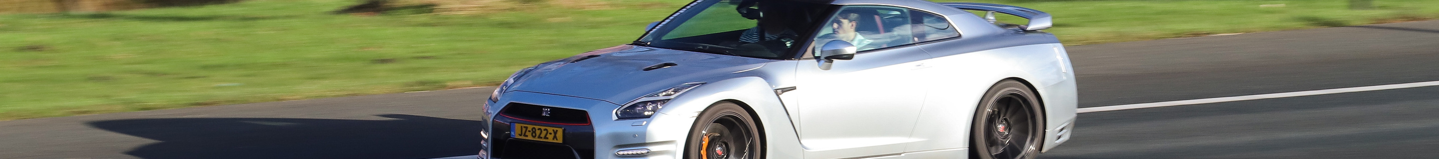 Nissan GT-R 2011