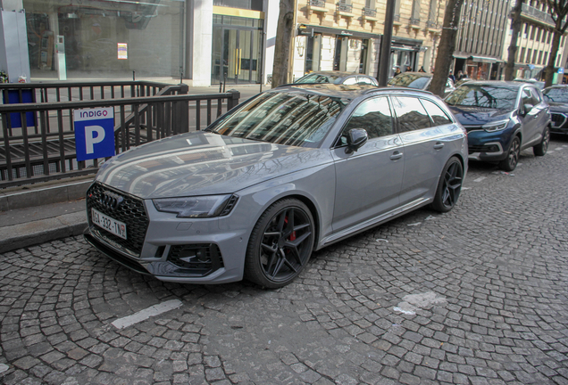 Audi RS4 Avant B9