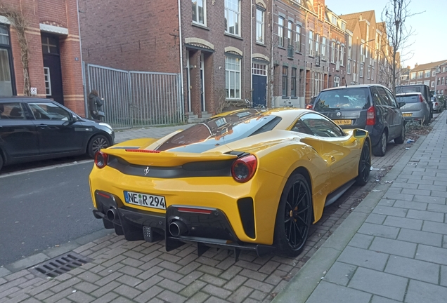 Ferrari 488 Pista