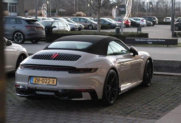 Porsche 992 Carrera 4S Cabriolet