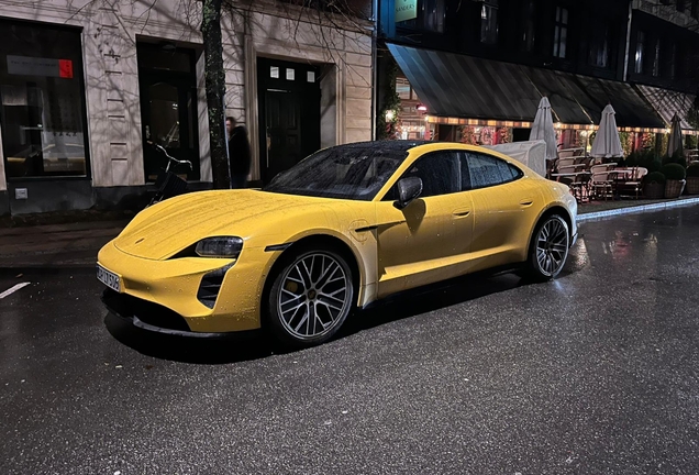 Porsche Taycan Turbo S