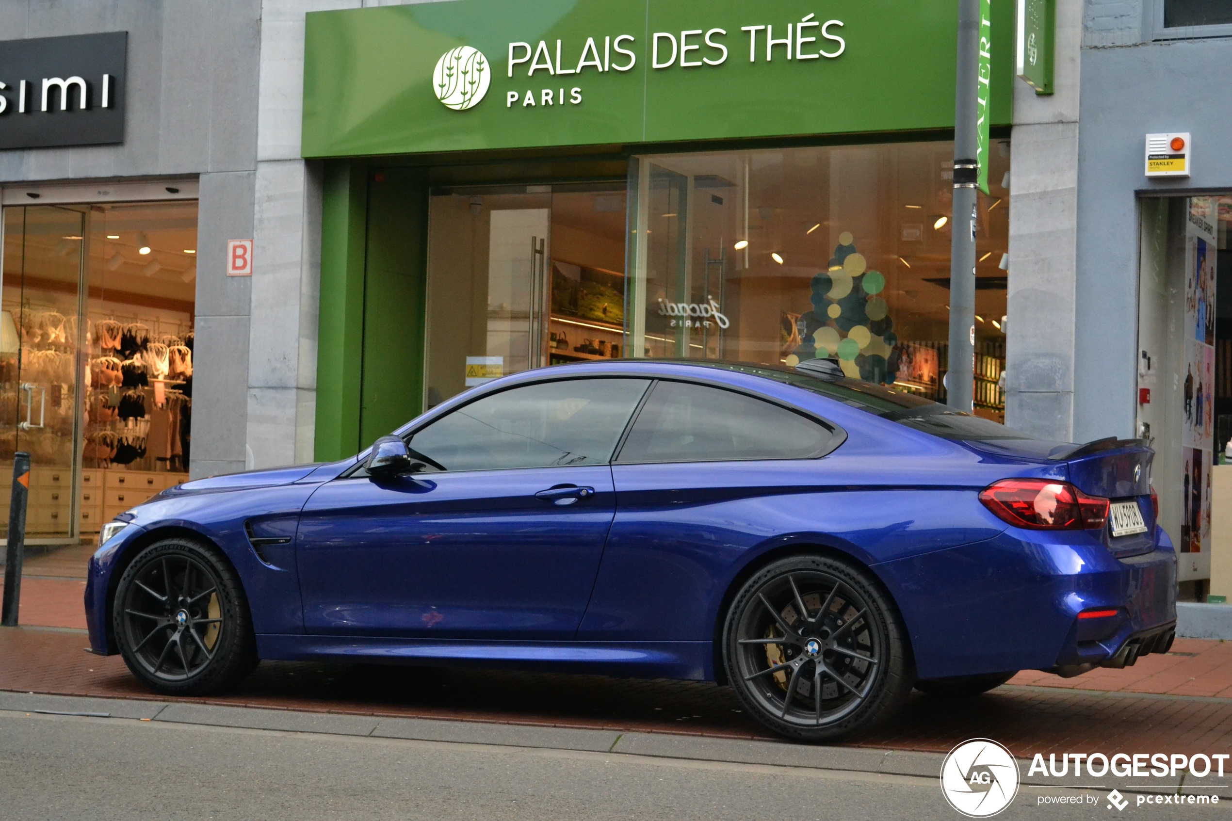 BMW M4 F82 CS