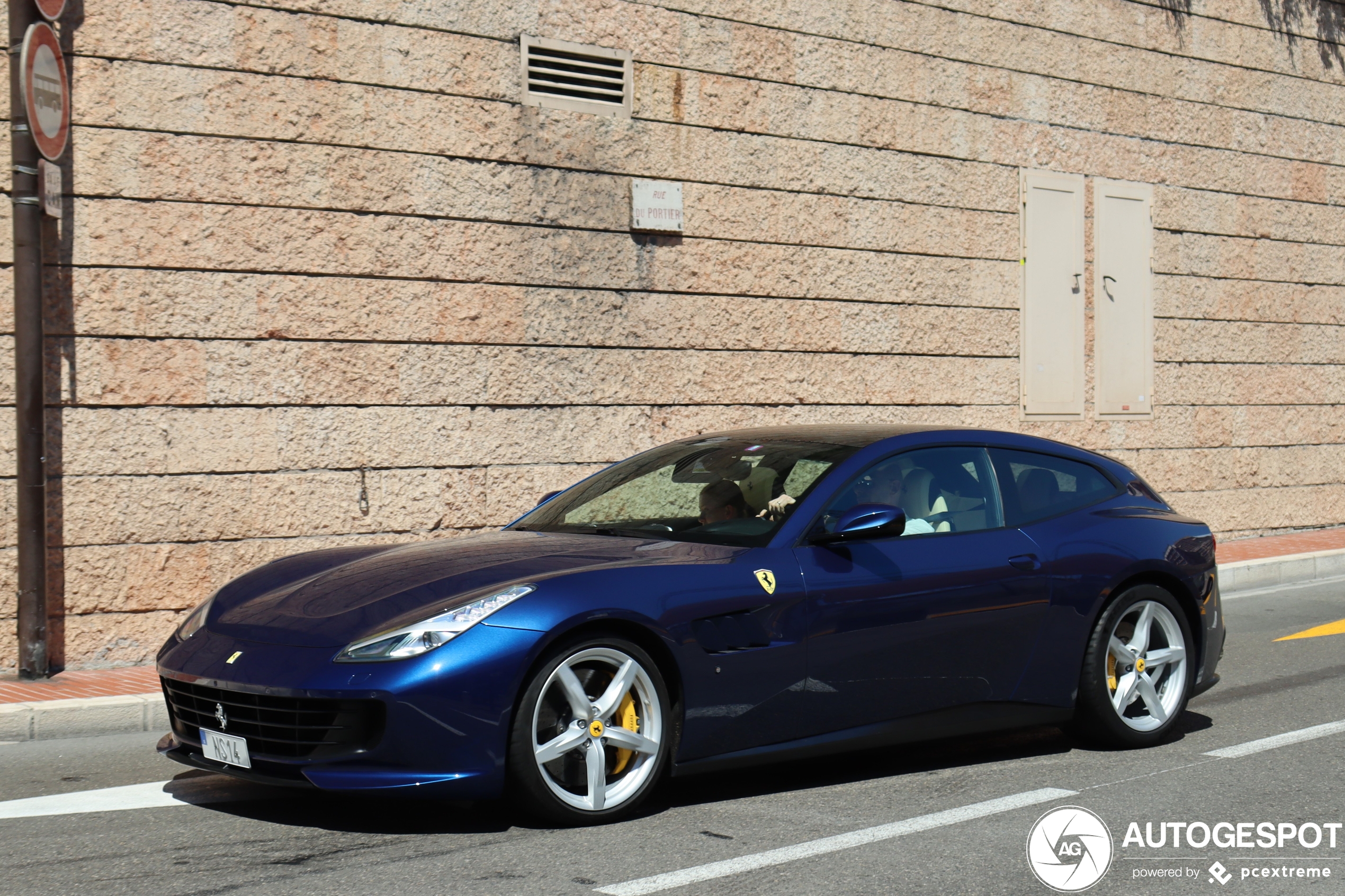 Ferrari GTC4Lusso