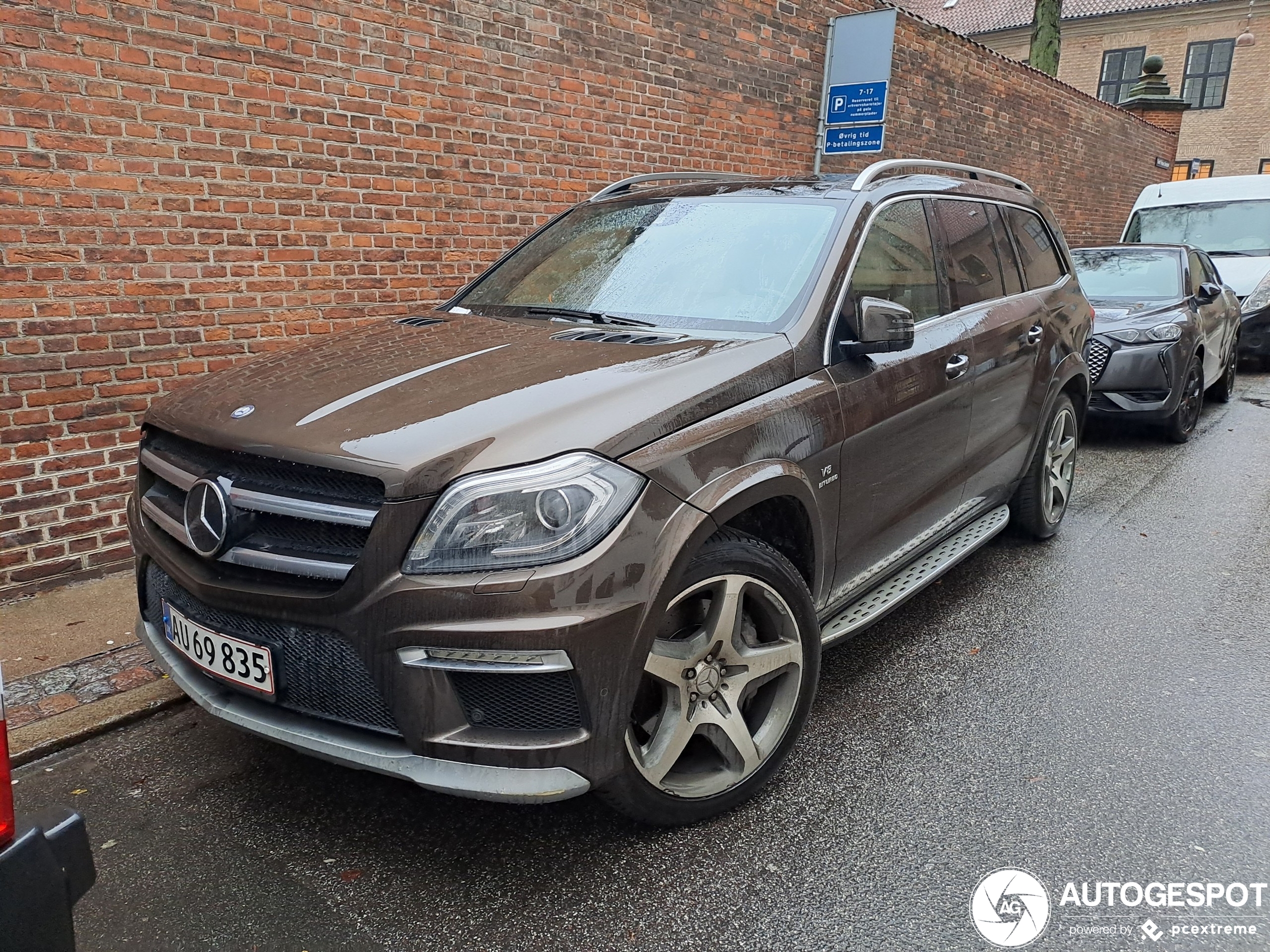 Mercedes-Benz GL 63 AMG X166