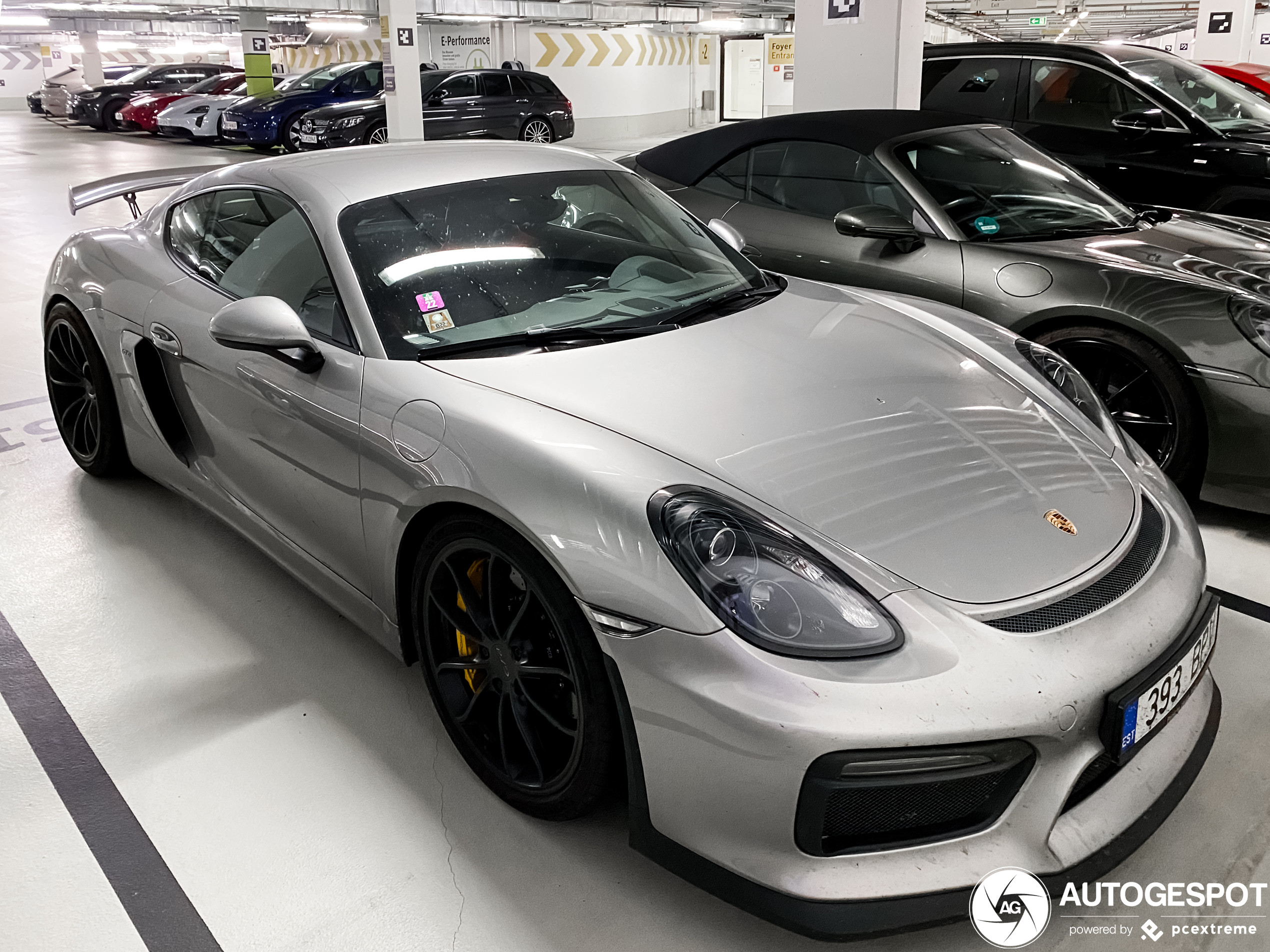 porsche-981-cayman-gt4- porsche-981-cayman-gt4-