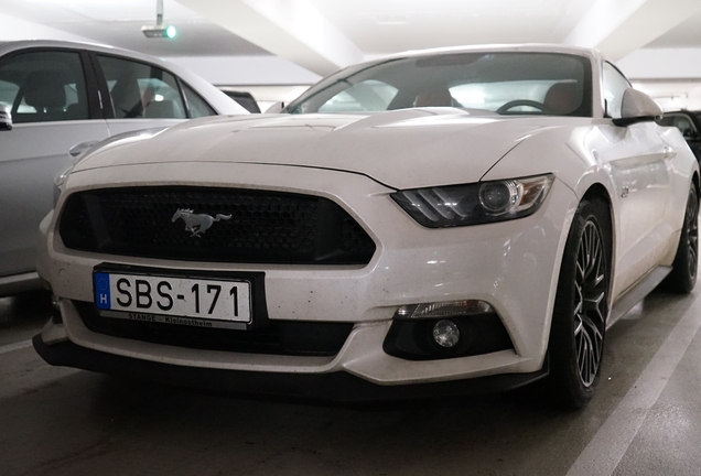 Ford Mustang GT 2015