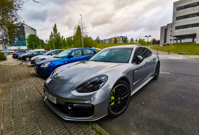 Porsche 971 Panamera Turbo S E-Hybrid