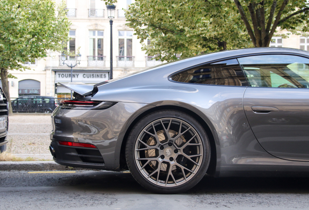 Porsche 992 Carrera 4S