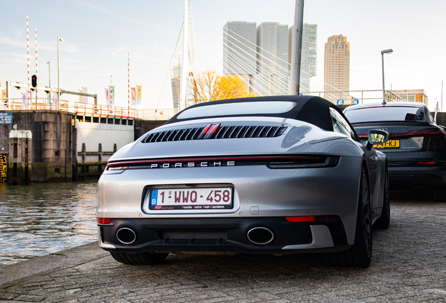 Porsche 992 Carrera 4S Cabriolet