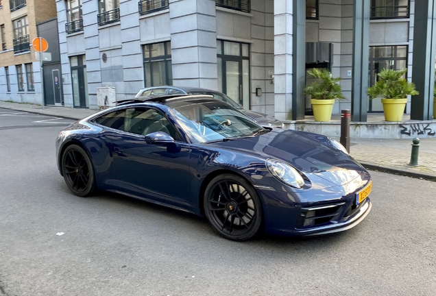 Porsche 992 Carrera GTS