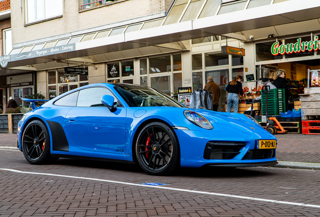 Porsche 992 Carrera GTS