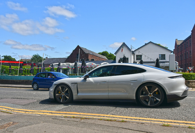 Porsche Taycan Turbo S