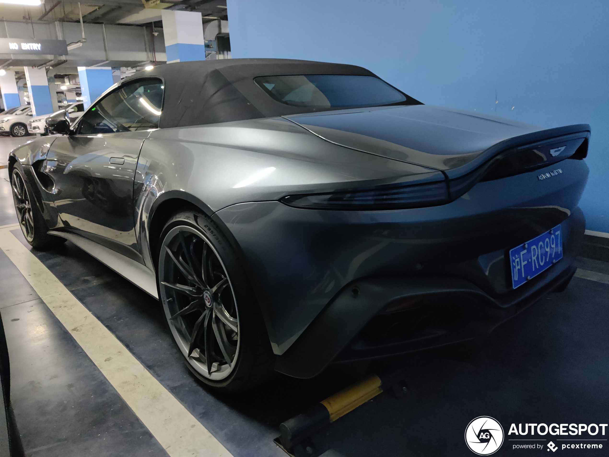 Aston Martin V8 Vantage Roadster 2020