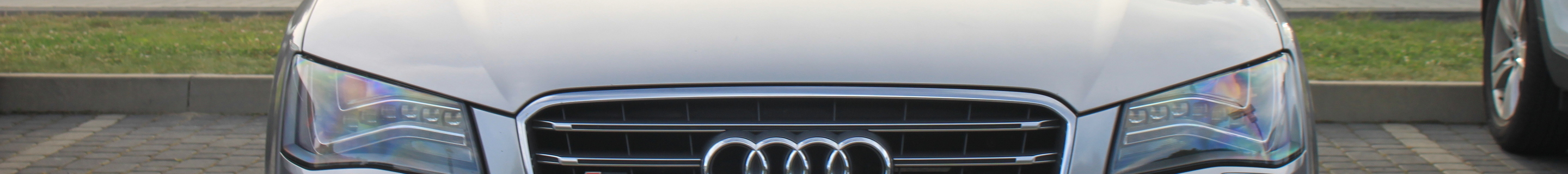 Audi S8 D4