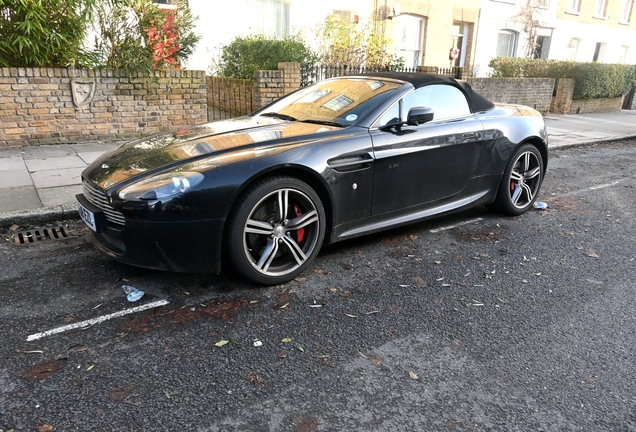 Aston Martin V8 Vantage N400 Roadster