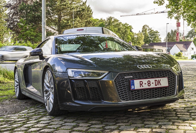 Audi R8 V10 Plus 2015