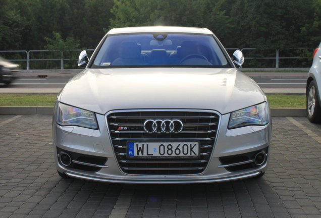 Audi S8 D4