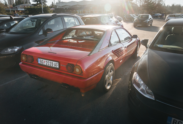 Ferrari Mondial 3.2