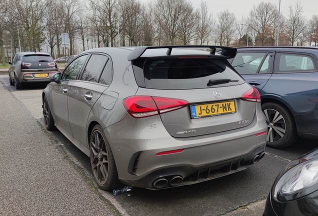 Mercedes-AMG A 45 S W177